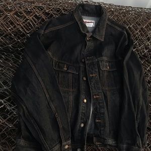 Wrangler rugged wear black jean jacket